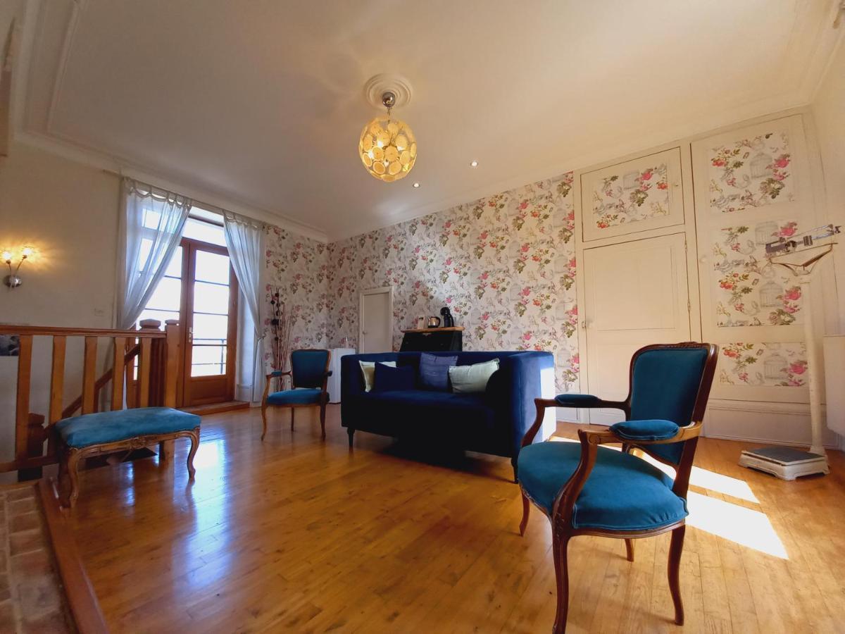 Au Pays De Jacquou : Chambre D'Hotes Et Table D'Hotes Fossemagne Luaran gambar
