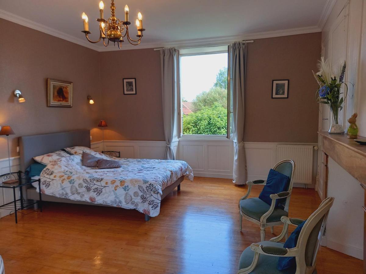 Au Pays De Jacquou : Chambre D'Hotes Et Table D'Hotes Fossemagne Luaran gambar
