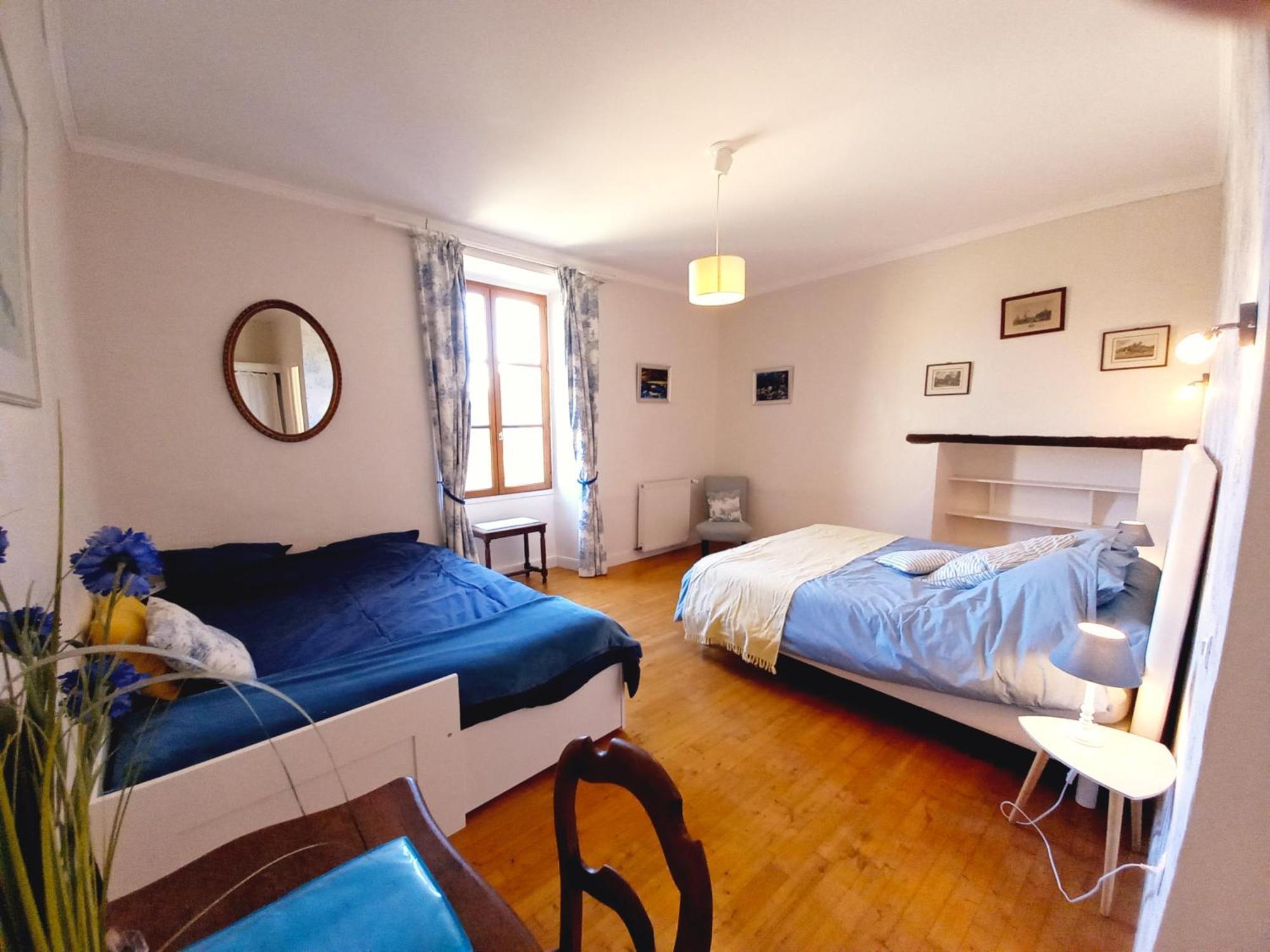 Au Pays De Jacquou : Chambre D'Hotes Et Table D'Hotes Fossemagne Luaran gambar